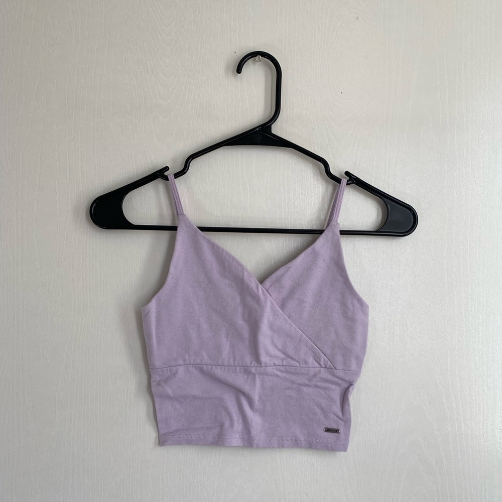 Lilac cami v neck crop top